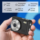 NÖRDIC mini digitalkamera med nøglering, tiny pixel HD 1080p retro 0,96" skærm