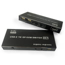 NÖRDIC USB-C KVM-switch 2 til 1 DP 8K60Hz 4K144Hz 3xUSB 1x3.5mm